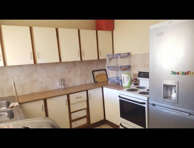 3 BEDROOM SIMPLEX TO LET IN SIGNAL HILL